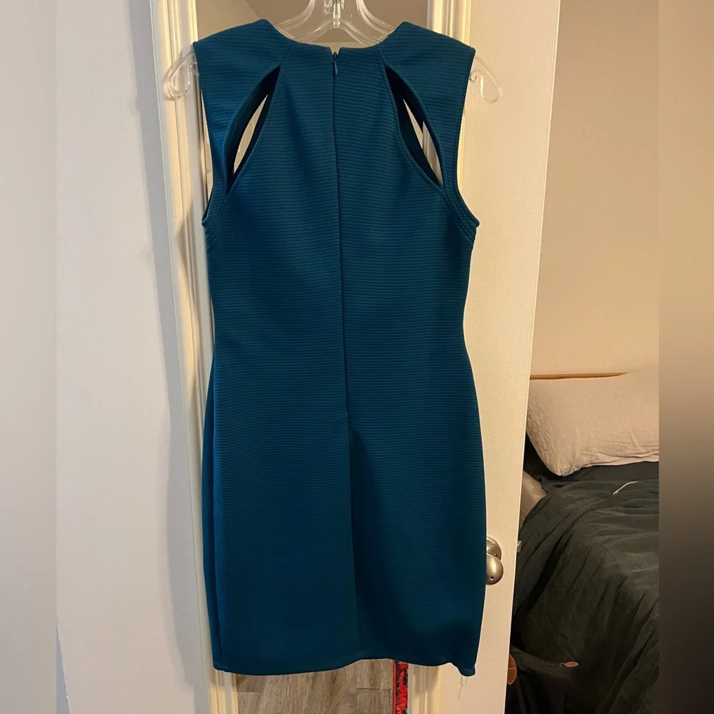 TOPSHOP Dress - Picture 2 of 3
